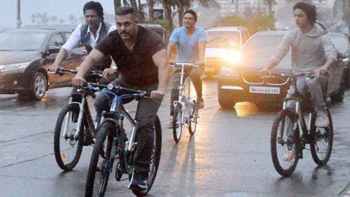 Karan-Arjun-spotted-were-bicycle-ride..jpg